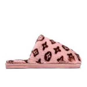 Pink faux fur slippers